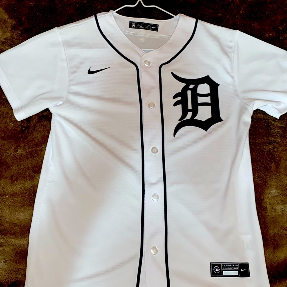 Selling Detroit Tigers Báez jersey, youth medium 10/12. Brand new never worn